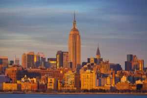 the court of thorns and roses in order